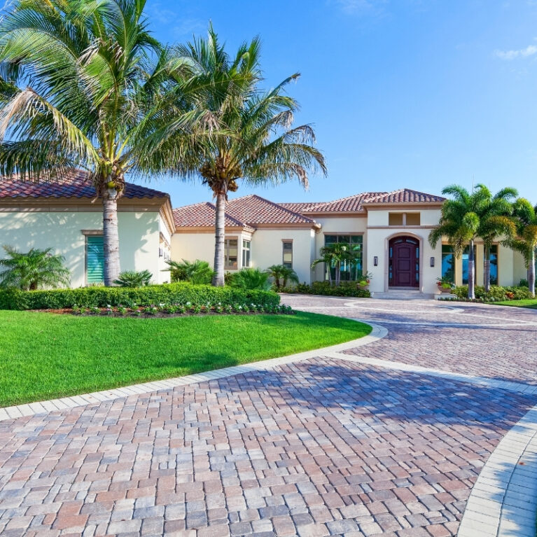 Paver Cleaning and Sealing Services for Florida Homes